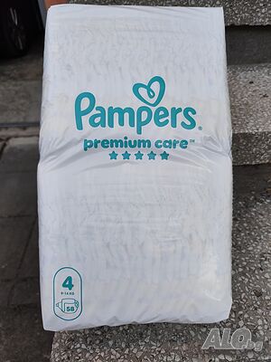 Продавам Pampers premium care 4