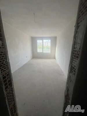 Продава апартамент