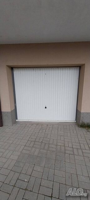 Дава под наем гараж