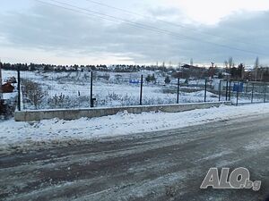Дава под наем парцел/паркинг