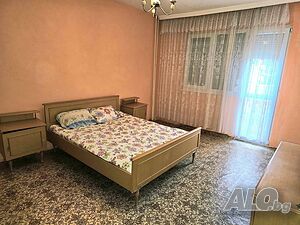 Дава под наем апартамент