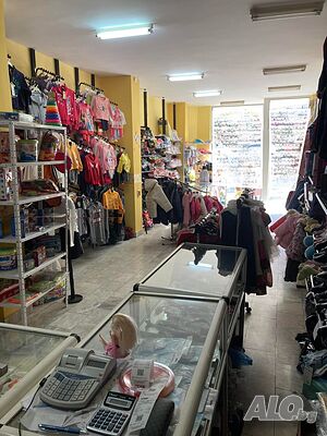 Дава под наем магазин