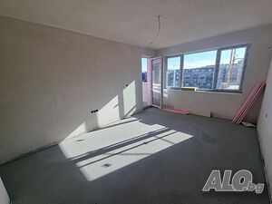 Продава апартамент