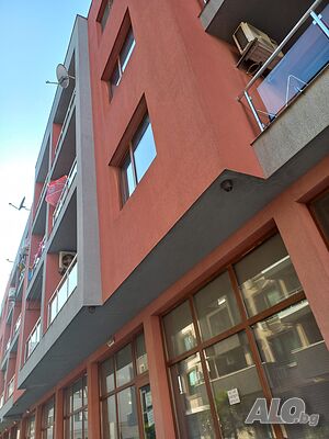 Продавам студио в Поморие 50м. от плажа