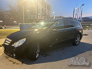 Продавам Mercedes R320