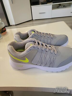 мъжки спорни обувки Nike и Adidas три модела