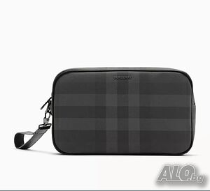 Чанта Burberry Muswell Check-print Zip Pouch in Faux Leather