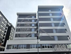 Тристаен, просторен, панорамен апаррамент нова тухла
