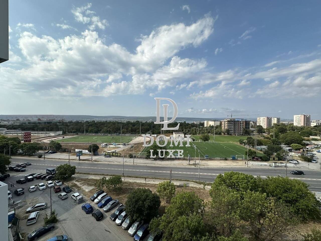 Просторен тристаен апартамент, кв. Победа, гр. Варна