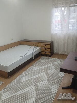 Гарсониера, Добруджански