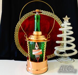 Медна поставка за бутилка, музикална латерна Reuge.