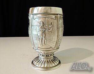 Чаша от калай за вино, картини за старите пощи.