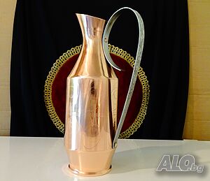 Медна кана за вино 2 литра.