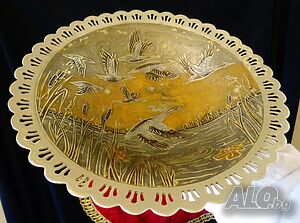 Бронзова фруктиера, клетъчен емайл, лебеди.