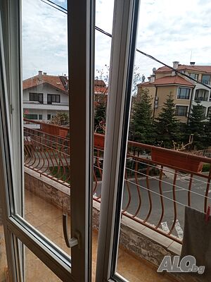 Ремонт на дограми и балконски врати