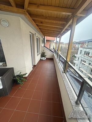 image_9