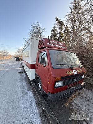 Автомобили камиони