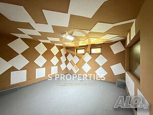 S PROPERTIES продава триетажна къща в с. Кичево с двор над 1200 кв.м!