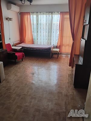 Двустаен апартамент