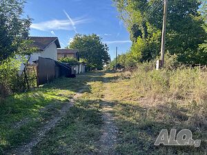 Продава къща в с. Кравино