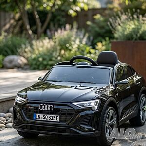 Детска акумулаторна кола Audi RS Q8 12V - Дистанционно управление, музика, LED светлини