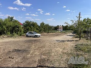 Празно вилно място
