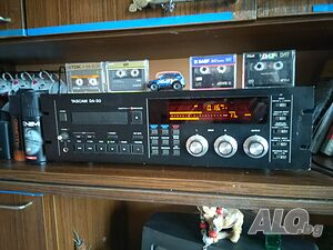 TASCAM DA-30 dat recorder