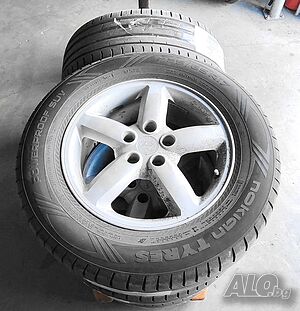 продавам 4 летни гуми 17’ NOKIAN POWERPROOF SUV за джип