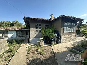 П образен имот / парцел 508кв общо в гр. Силистра на улица *Шар планина* 42 и 46
