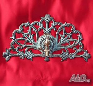 Стенна розетка за чешма с кранче