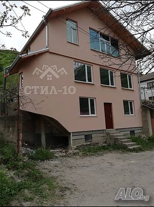 Продава Къща 320000лв