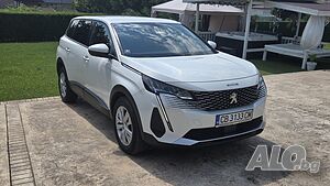 Peugeot 5008 1.5D 131к.с автоматик 7места 2021г-отличен
