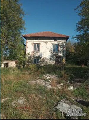 Къща в с. Писанец 33000Е