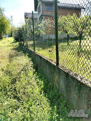 Продажба на компактна вила с голям двор в квартал долапите, град Русе
