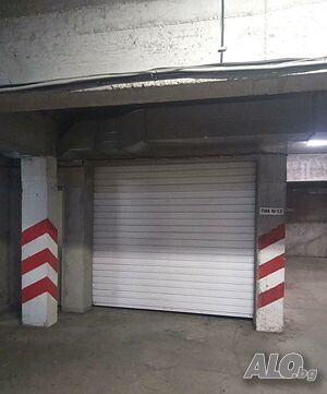 Паркомясто, Център