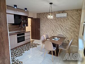 3-стаен апартамент в Центъра