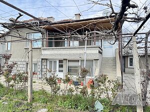 Продавам къща в град стралджа от собственик