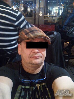 Супер дискретно лизане за зрели милф над 40г. от опитен и потентен!