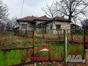 Продава къща в с. Ангеларий, общ. Тервел