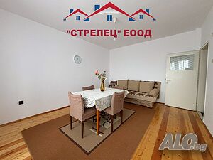 Продава многостаен апартамент. В близост до Хуманитарна гимназия - гр. Добрич Многостаен апартамент 105 кв.м Тухла 1990 г. Непоследен | Апартаменти | Пинета Добрич