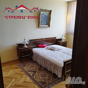 Продава 4-ен обзаведен апартамент в центъра на гр. Добрич