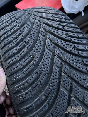 Гуми BFGoodrich gForceWinter2 215 60 R16