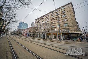 Четиристайно жилище с големи терси на ул. Алабин