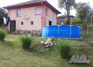 Реновирана къща с автентичен чар в Еленския Балкан