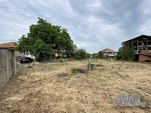 Парцел на втора линия от река Дунав