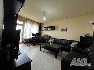 Тристаен апартамент с отделна кухня и три тераси в ”Малинова долина”