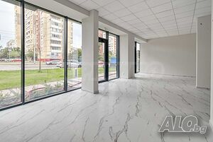 Просторно търговско помещение за продажба на оживен булевард в кв. ”Люлин”