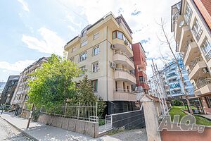 Тристаен апартамент в кв. Лозенец до хотел Маринела с гараж