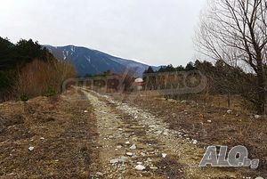 Голям парцел земеделска земя до Пирин голф