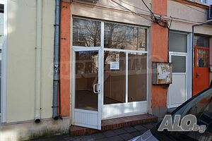 Търговско помещение под наем в близост до зеленчуковия пазар